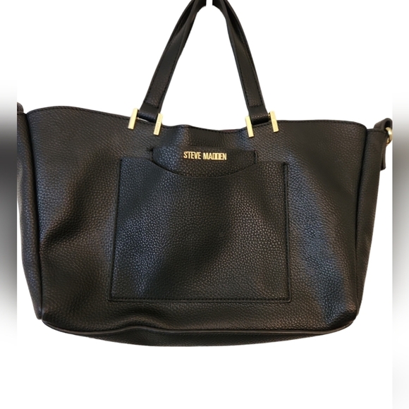 Steve Madden Black With Gold Hardware Crossbody Handbag - Picture 1 of 11